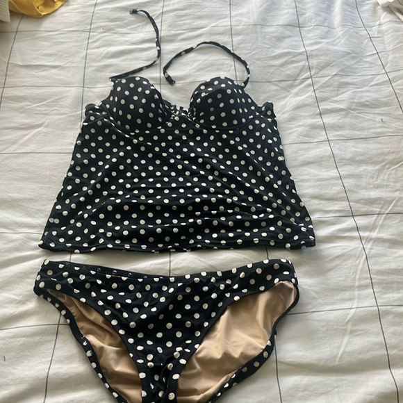 JCrew tanking - Picture 1 of 3